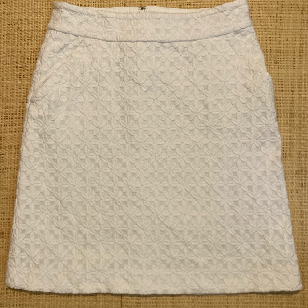 White Skirt Embroidered Skirt Banana Republic White Pencil skirt